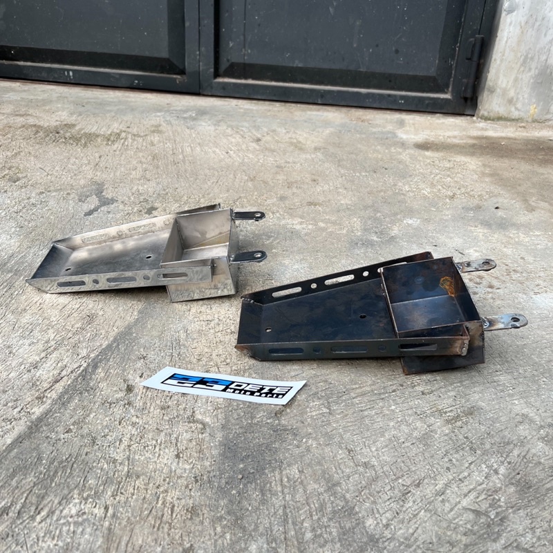 Tempat / Pangkon aki GL100 / CB aki berdiri