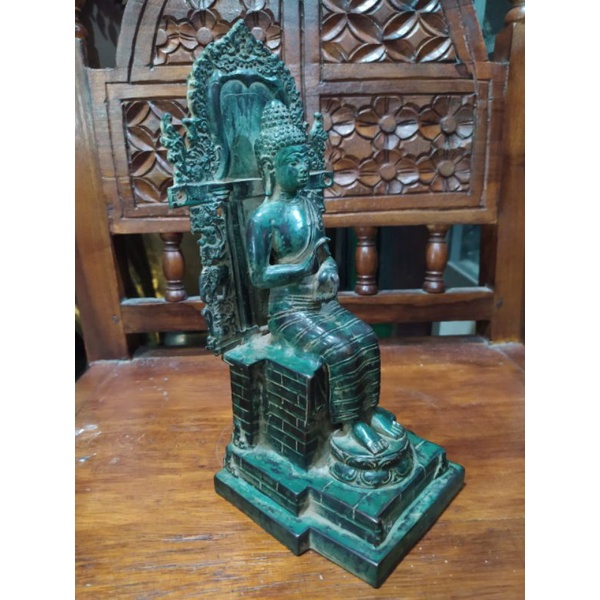 Patung Buddha Duduk Antik