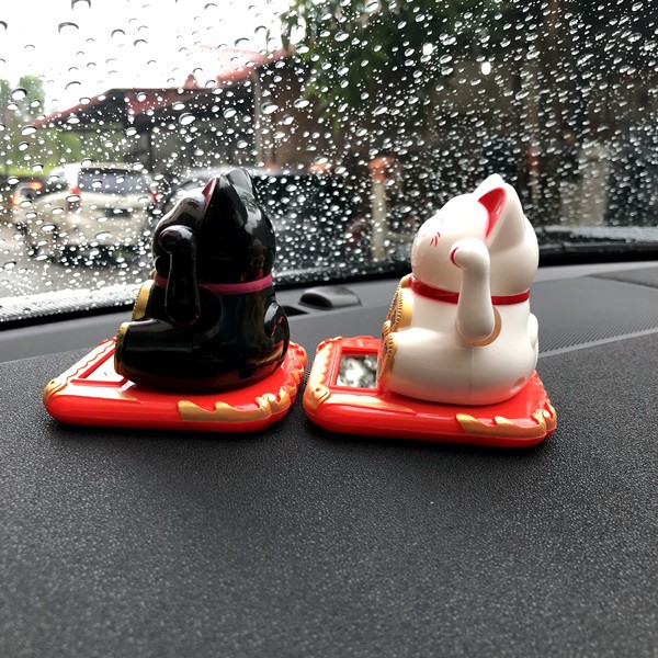 Kucing Maneki Neko Super Lengkap SOLAR POWER Boneka Pajangan Mobil Goyang Kepala Shacking Head