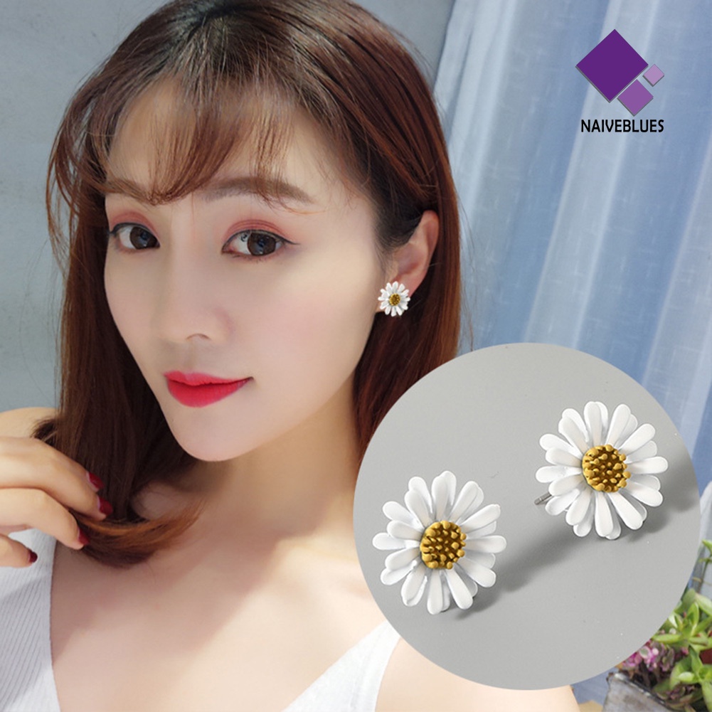 Anting Tindik Desain Bunga Aster Untuk Wanita