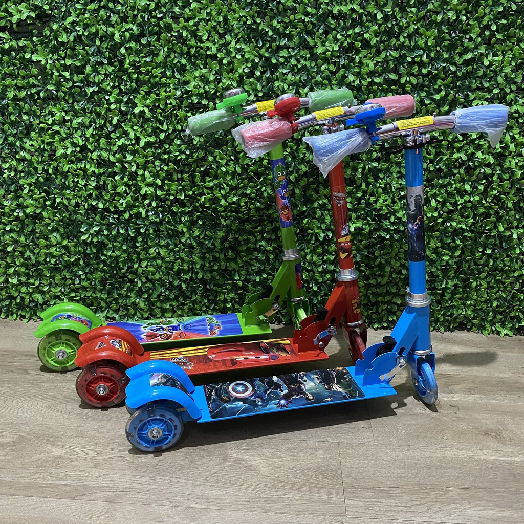 VR09B New Scooter Besi Otoped Anak Cars Avengers PJ Masks