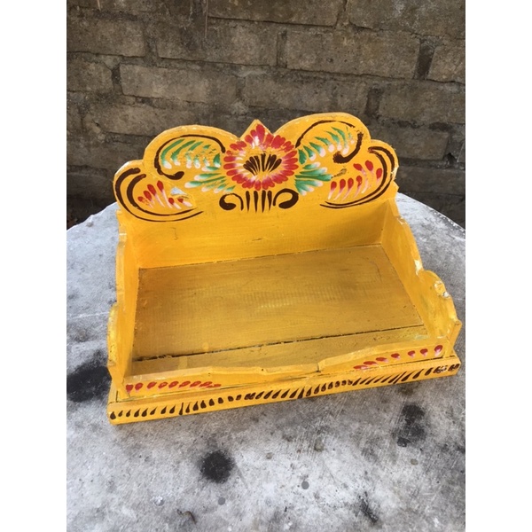 

Pelangkiran kayu Medium