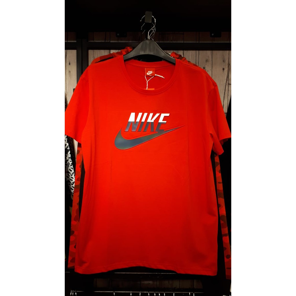 new t shirt nike