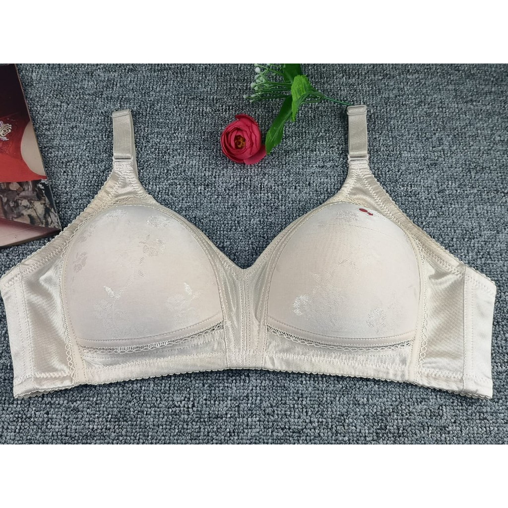 Bra /BH Wanita - Import Seri 112Tanpa Kawat Busa Sedang