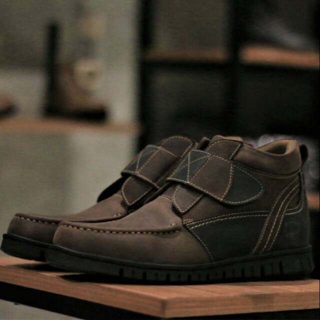 Sepatu Kulit Sneakers Pria Original Bradleys Mix Medley