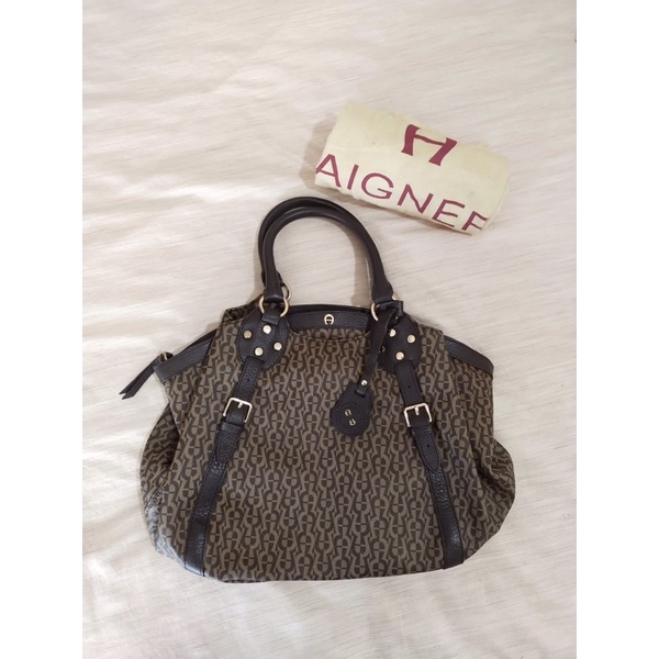 preloved aigner authentic