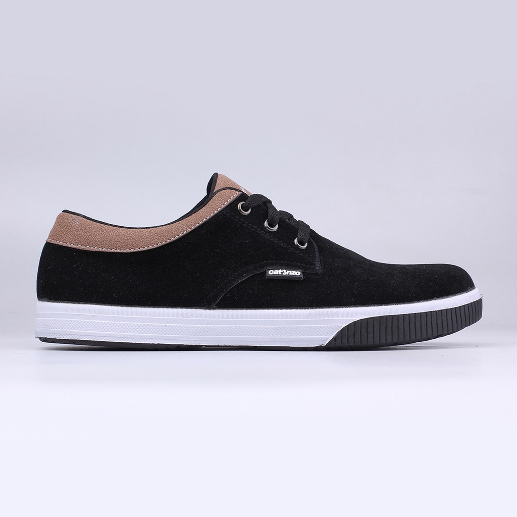 Sepatu Casual Model Sneakers / Vans Pria Murah Berkualitas - CTF 105