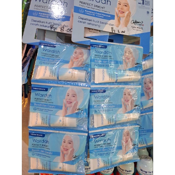 WARDAH F FOAM (harga lebih murah dan barang kecil bisa di bawa kemana2 praktis)