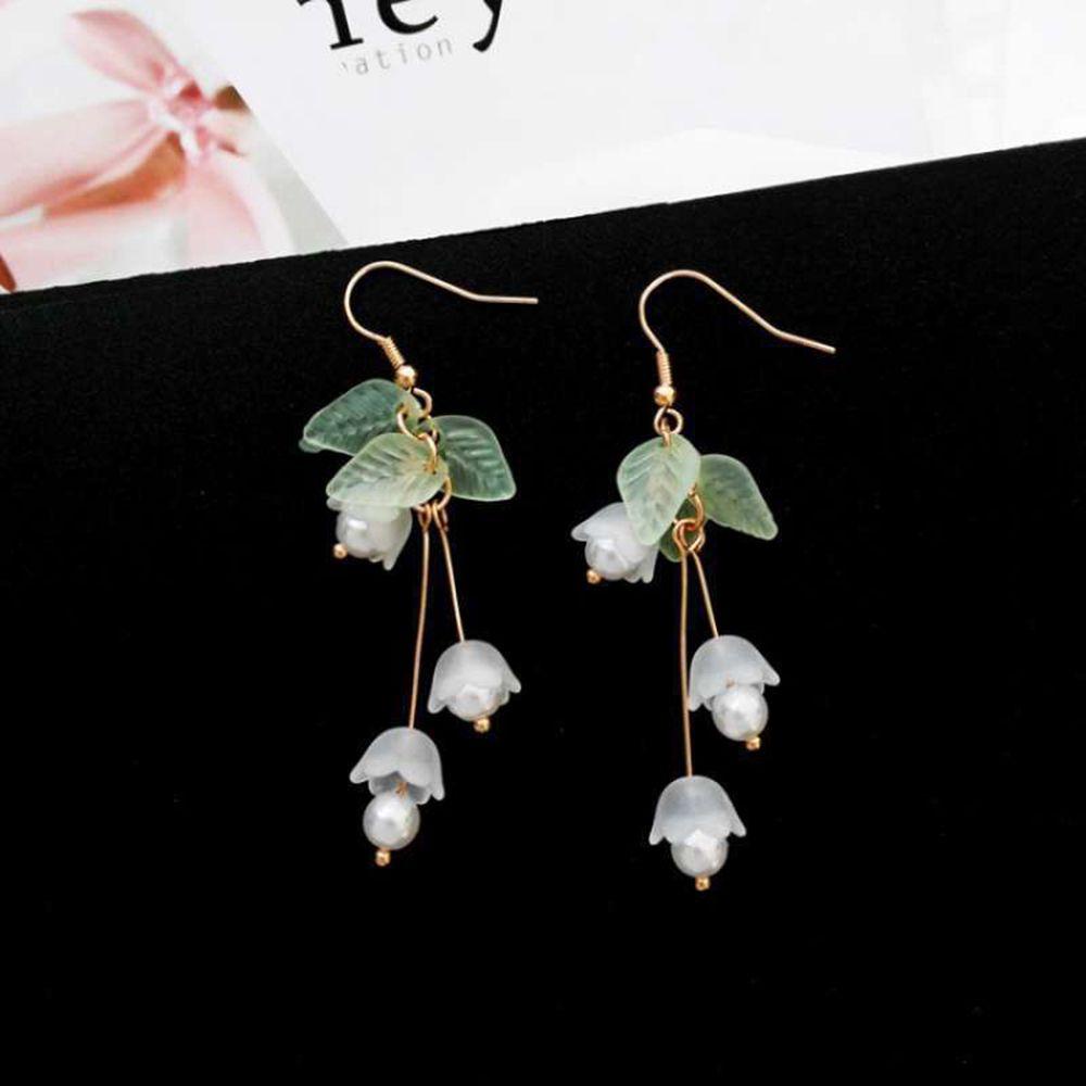 NEEDWAY Hadiah Anting Perempuan Vintage Bunga Mutiara Elegan Manis Gaya Korea Ear Drop