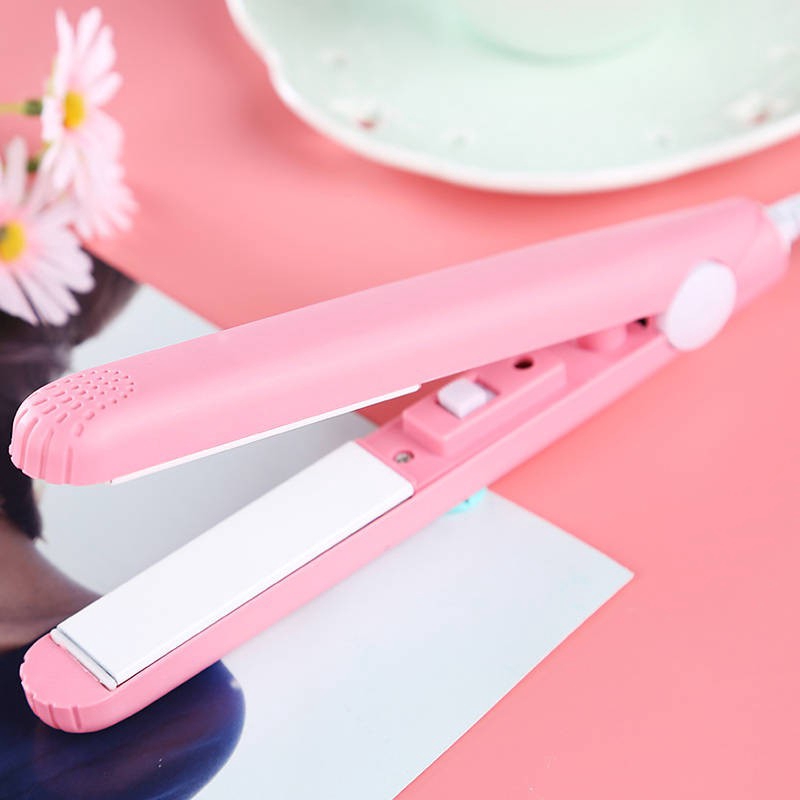 Catokan Pengeriting Rambut Mini Berbulu Poni Pengeriting Gaya Korea Rambut Hair Styling Alat Portable Elektrik Keramik Perempuan Flat Iron Perm Splint Curling