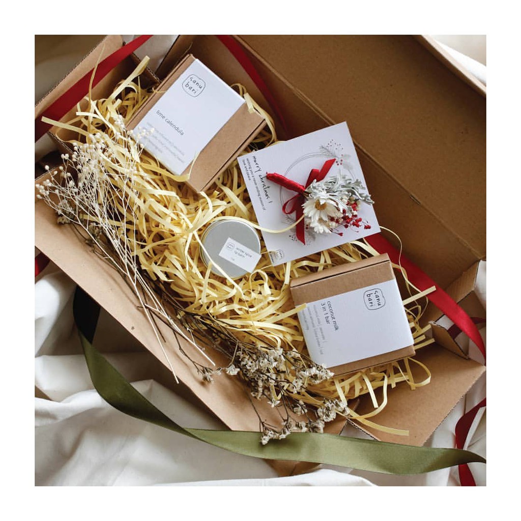 

Sanubari’s Holiday Box 1