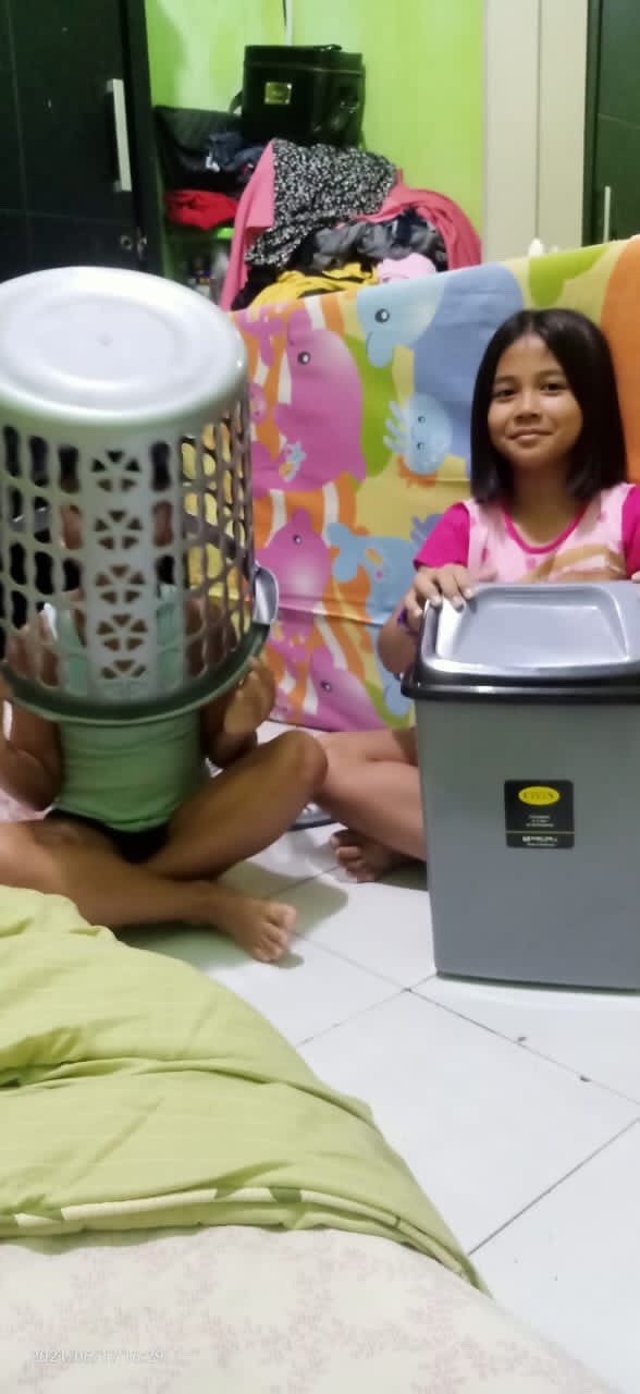 Tempat Sampah 15 Liter Komet Star