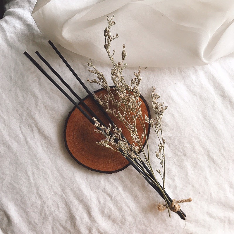 H A R O O M S || RATTAN FIBER + DRIED FLOWER-BLACK RATTAN