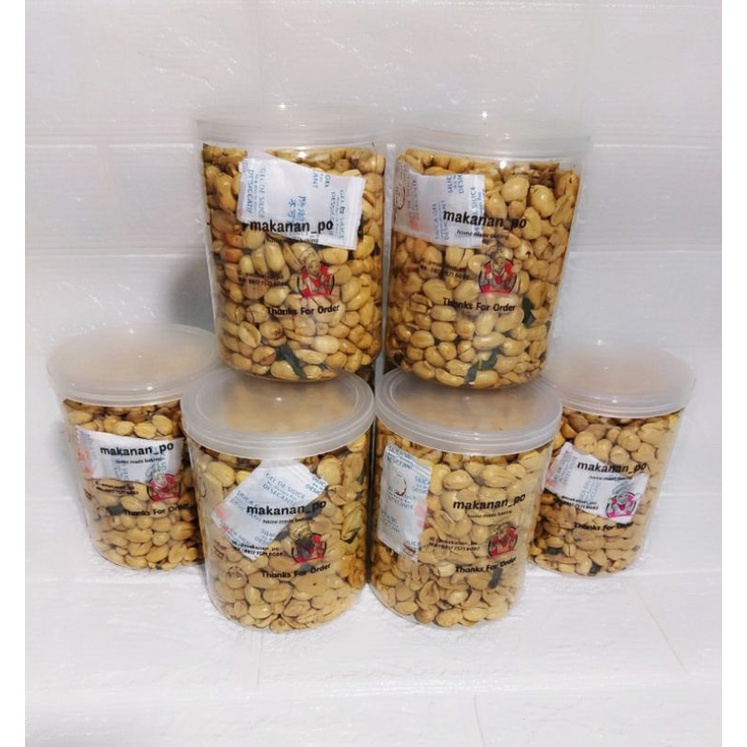 

kacang bawang/kacang bawang gurih/kacang gurih kemasan toples berat 250 gram/kacang renyah/