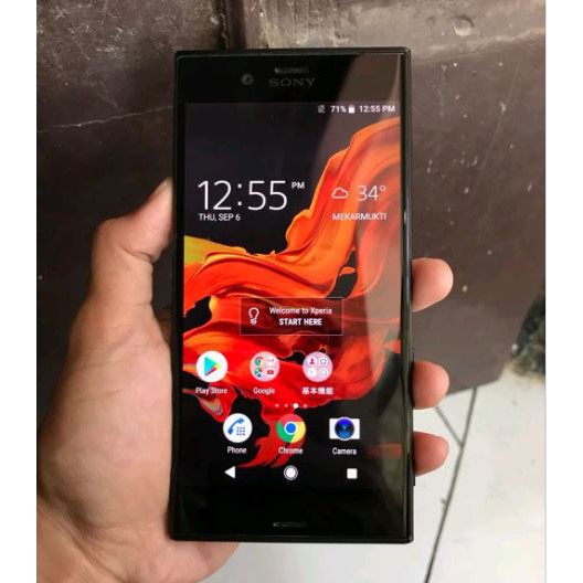 Sony Xperia XZs 4/32 Au SOV35