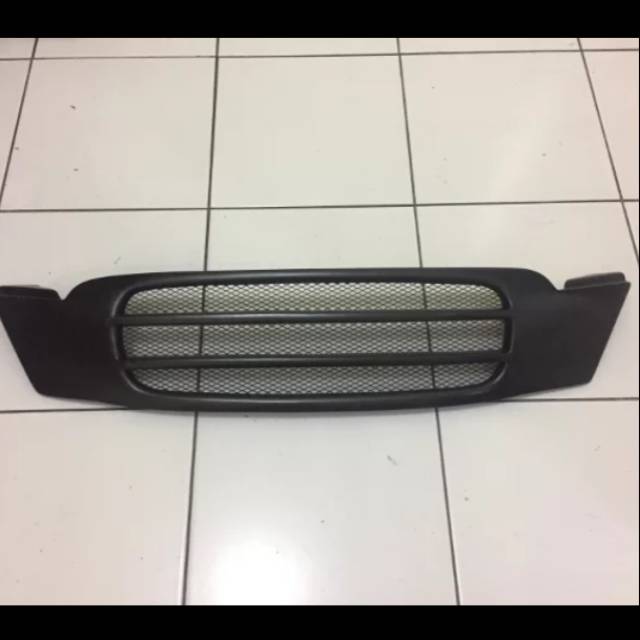 Grill Daihatsu Taruna 1999-2003