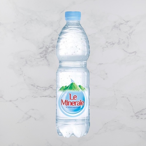 

MINUMAN ~ 1 PCS LEE MINERALE BOTOL 600 ML