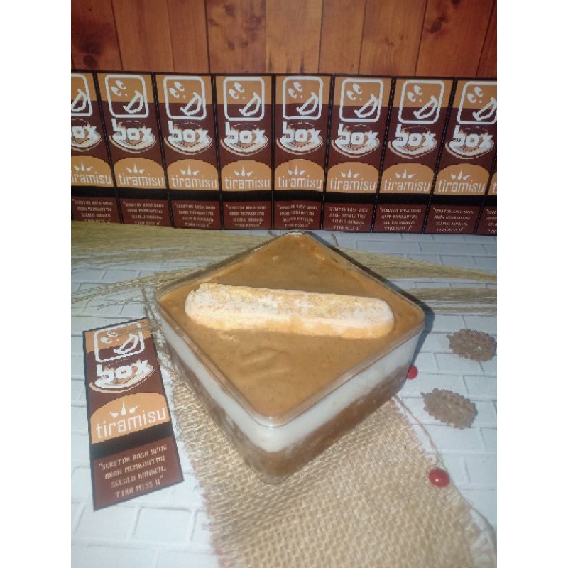 

DESSERT BOX VARIAN TIRAMISU BY D-BOX