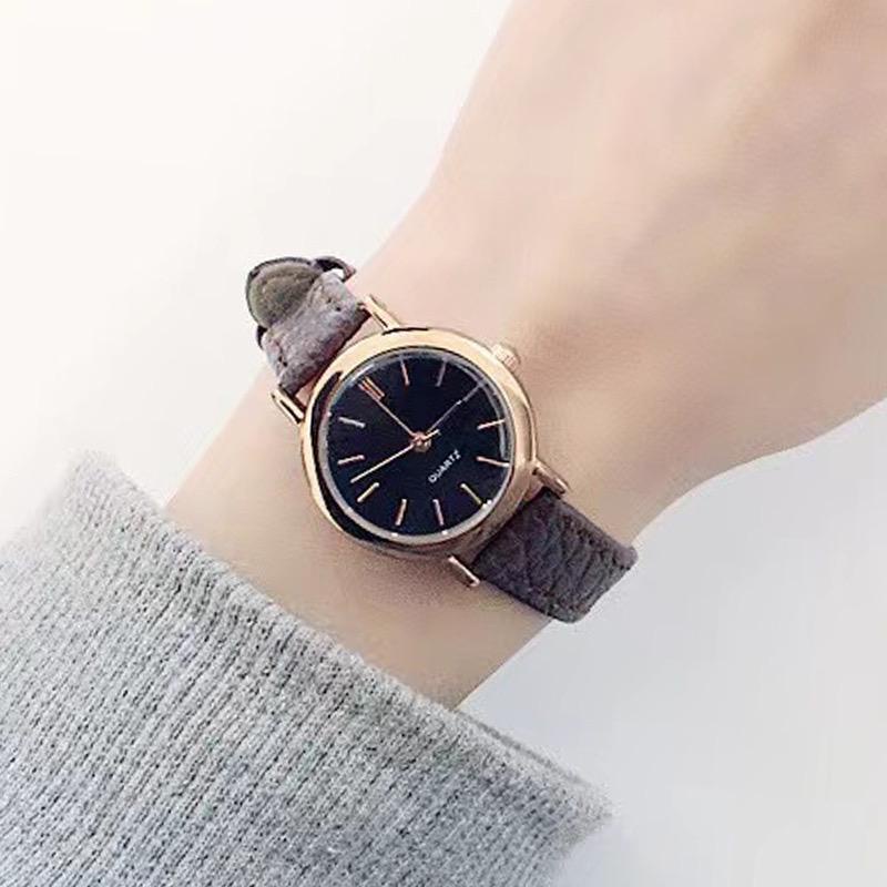 Jam Tangan Quartz Strap PU Analog Casual Gaya Retro Wanita Persegi Watch Korean Fashion RM026-COKLAT HITAM