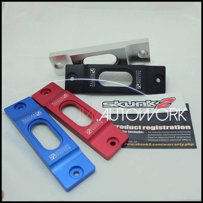 BATTERY TIE - BRAKET AKI - BRACKET ACCU MOBIL SKUNK