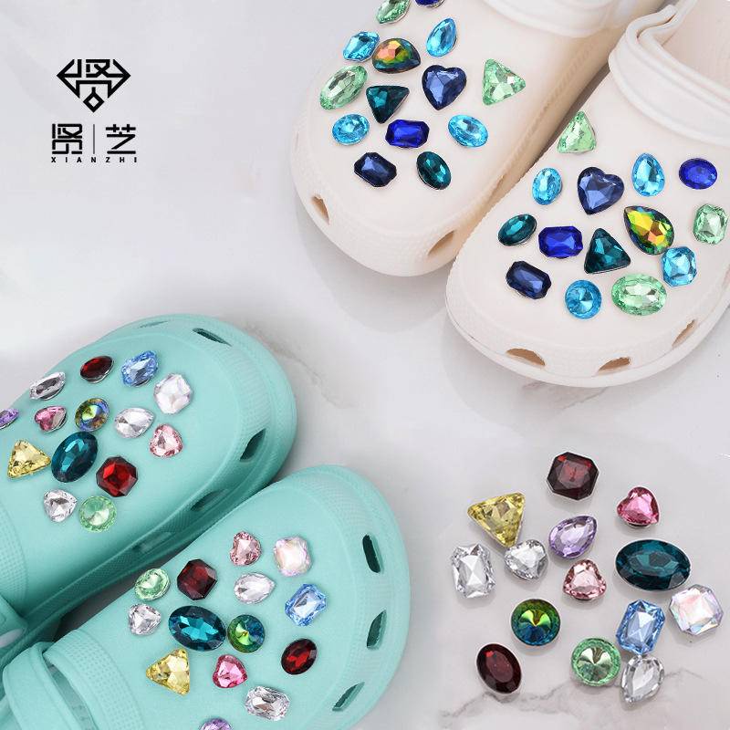 Charms Crocs Sendal Kristal Berlian Jibbitz Untuk Hadiah Anak Perempuan