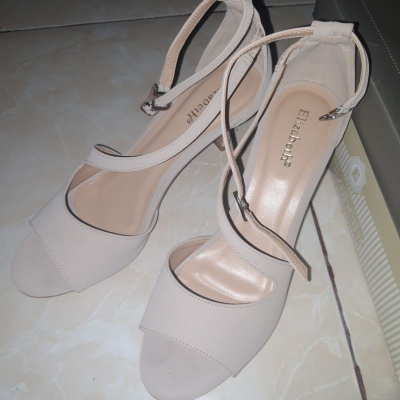 Preloved Sepatu Elizabeth Preloved High Heels Elizabeth