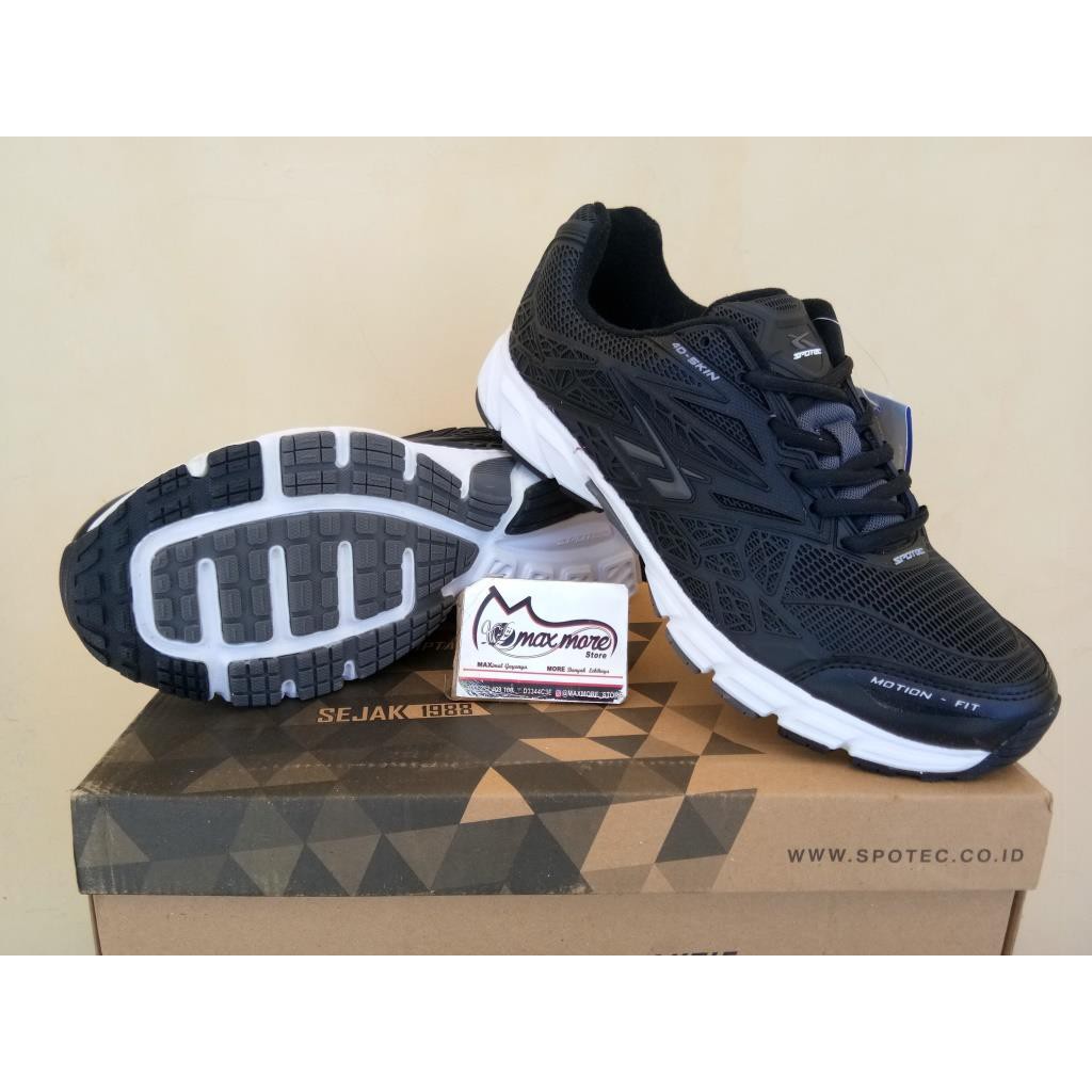  Sepatu  Sport Pria  Spotec Oregon Hitam Putih  Sepatu  