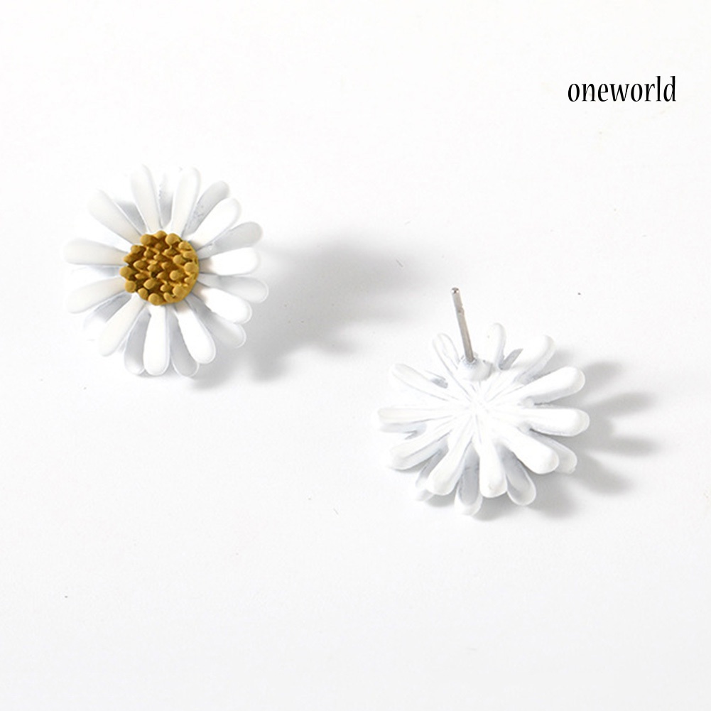 OW@ Sweet Women Painting Daisies Flower Ear Stud Earrings Piercing Jewelry Gift