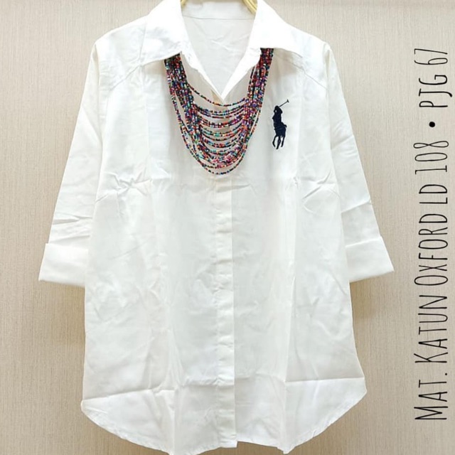 Kemeja polo wanita