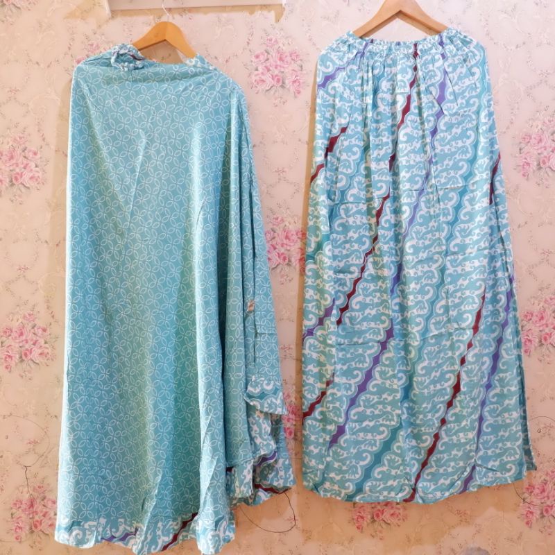 Mukena Batik  by Qonita