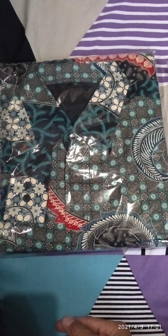 Kemeja Batik Semi Sutra Silk Lengan Panjang Istimewa