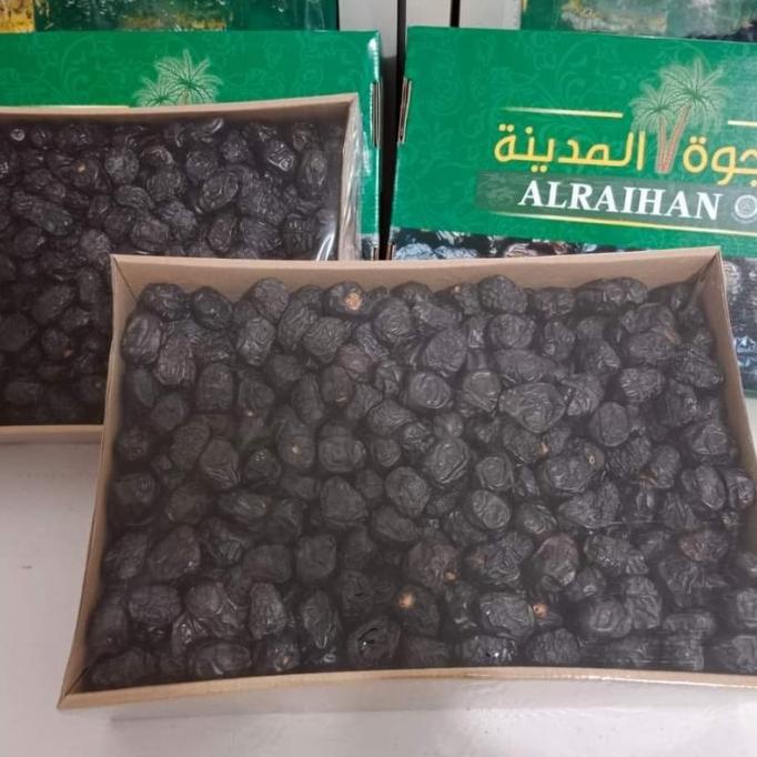 

KURMA AJWA MADINAH PREMIUM 5KG DFDFG3545