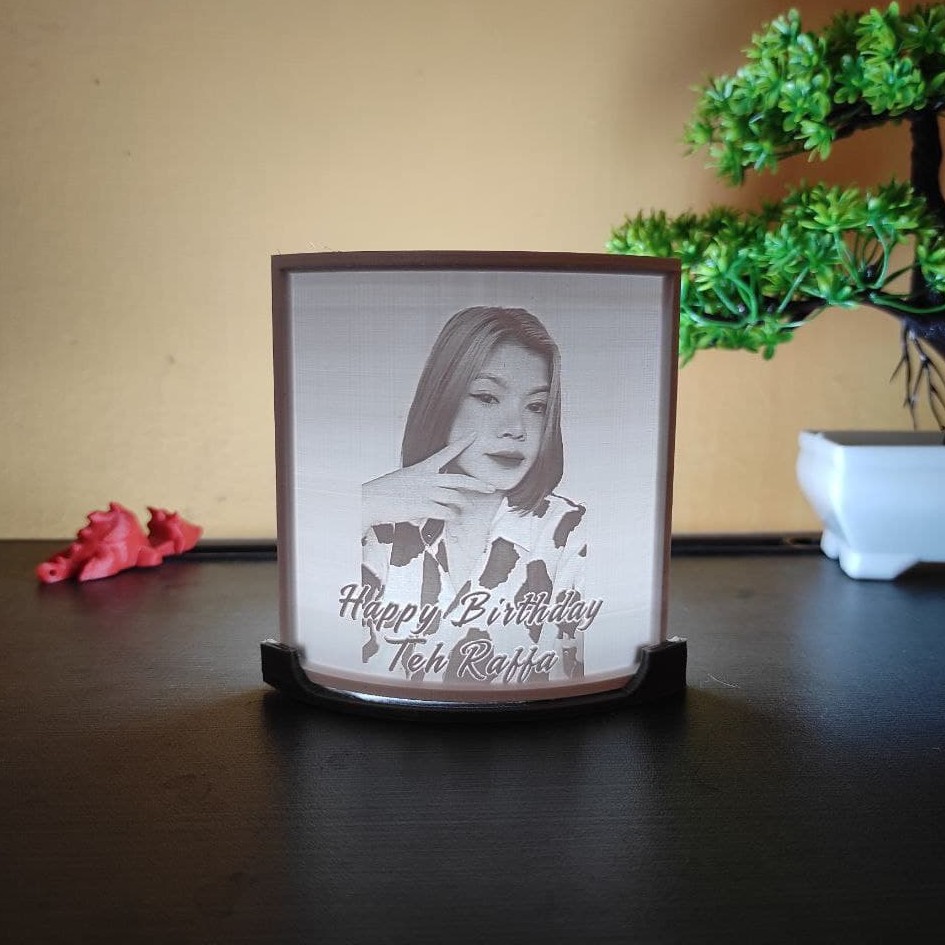 

Paket Kado Lithophane M 10x10cm