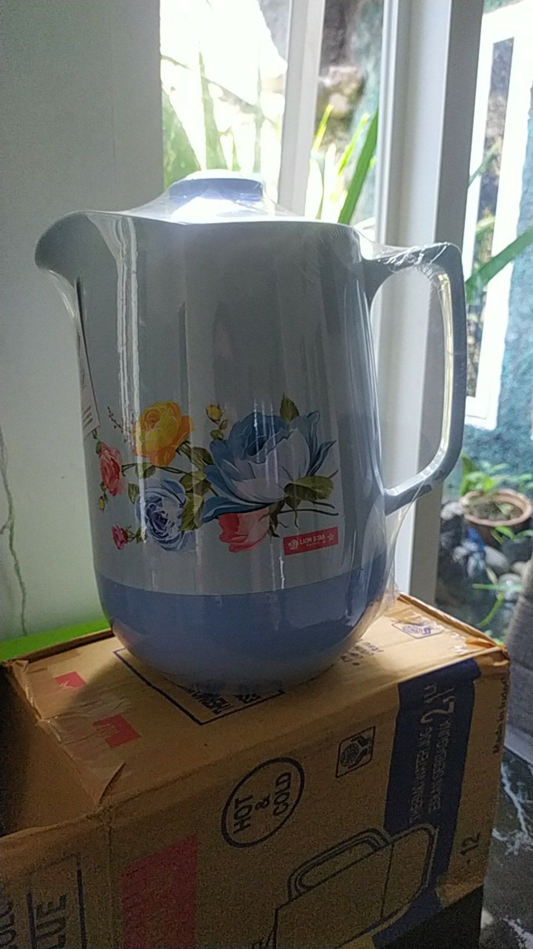 Thermo Water Jug 2.1 L Lionstar / Eskan / Teko Untuk Panas Dan Dingin