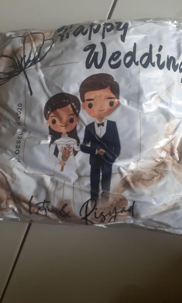 [free Desain] Gift Bantal Custom Foto Wedding Birthday Graduation 1 Hari Jadi Murah
