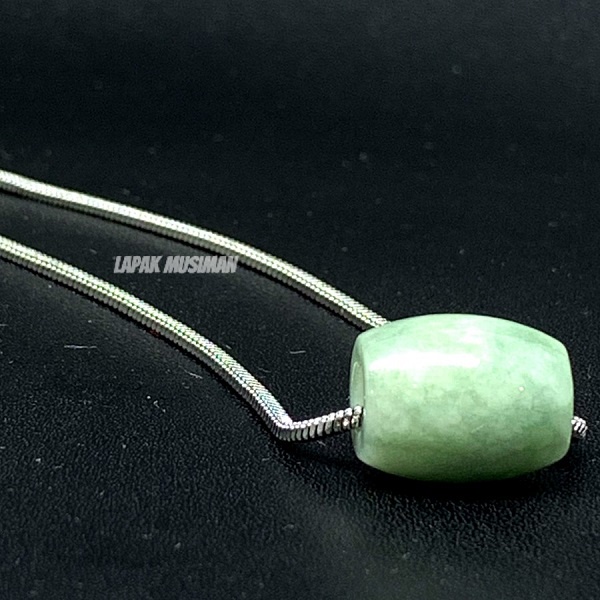 [Bayar di Tempat] Liontin Wanita Batu Giok Natural Jade Burma