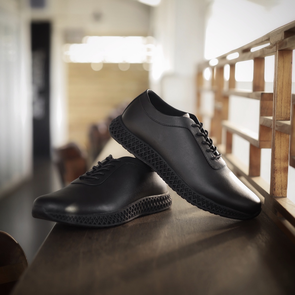 NEIL BLACK (KULIT ASLI) |ManNeedMe x Kenzio| Sepatu Pantofel Pria Formal / Kerja ORIGINAL