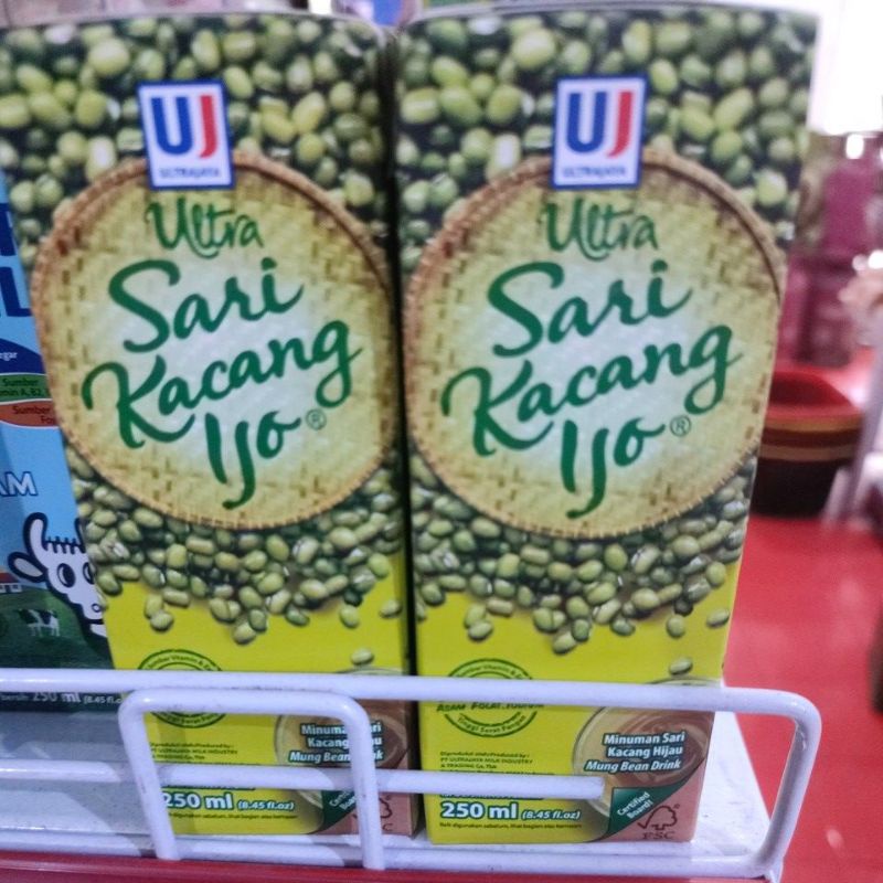 

Ultra Sari Kacang Hijau 200ml