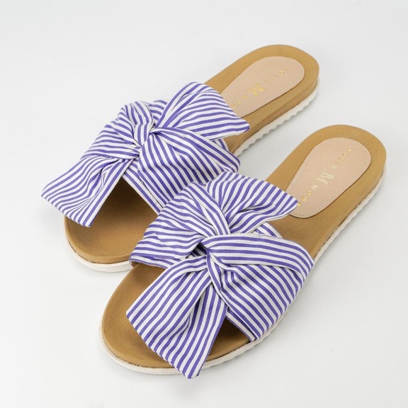 STRIPES SANDAL by Jolie Moda