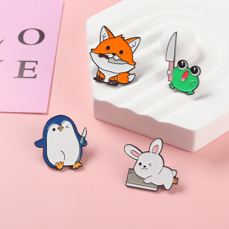 Bros Pin Enamel 5 Model Kartun Hewan Rubah Penguin Kelinci Katak Untuk Hadiah