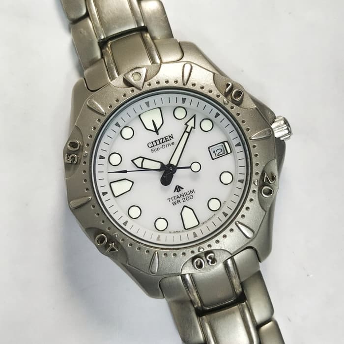 citizen eco drive air diver's 200m titanium