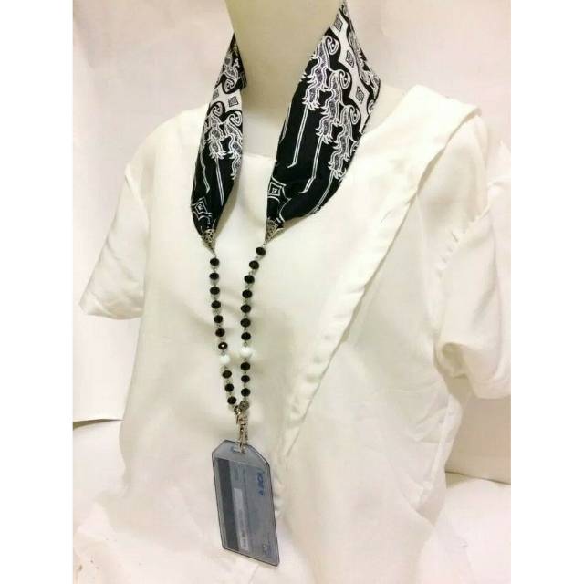 

Kalung Batik Id Card