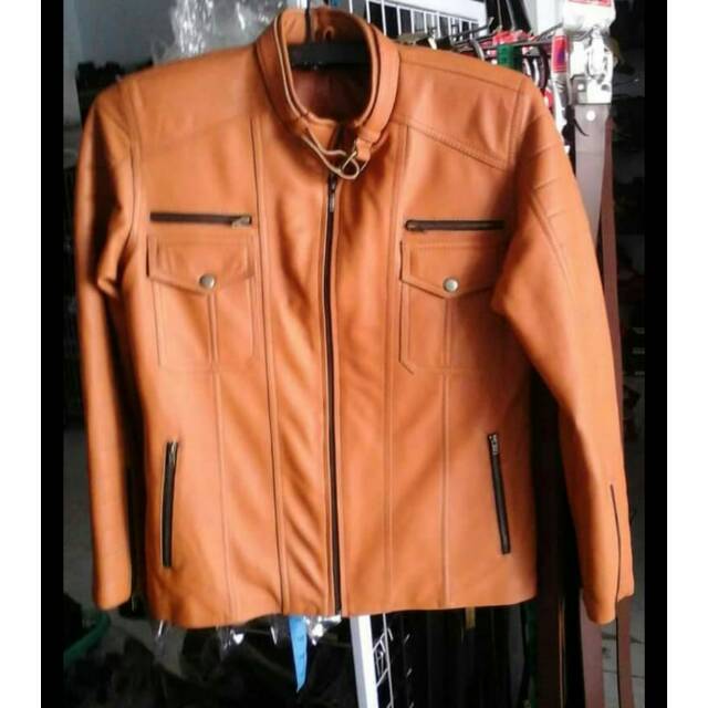 Jaket kulit wanita dari kulit domba