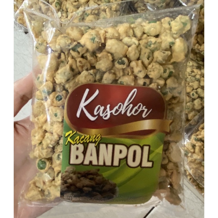 

Cemilan kacang banpol