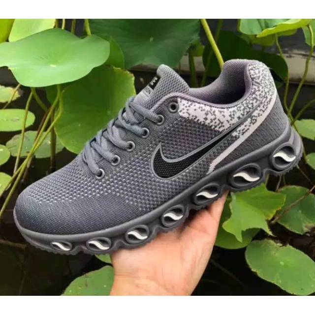 Nike IMPORT Vietnam