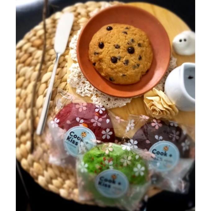 

Uleni Cookies Soft Baked Cookies