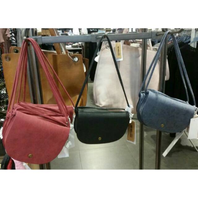 Promooo Rubi Sling Bag "Original brand in Singapore"