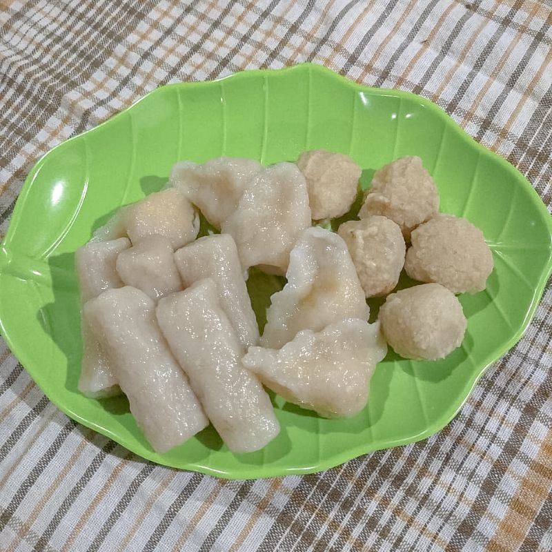 

PEMPEK PALEMBANG FROZEN ISI 10 PCS