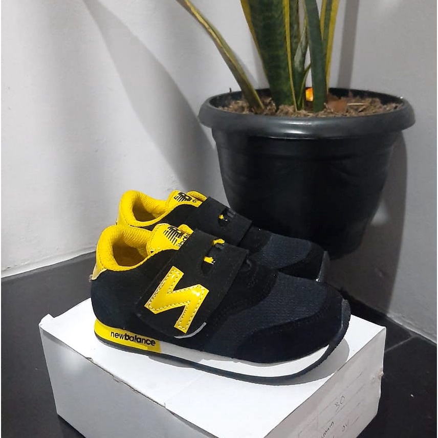 SSL04 31-35 Sepatu Sneaker Anak Laki Laki / Sepatu Jogging Sport / Sepatu Sekolah