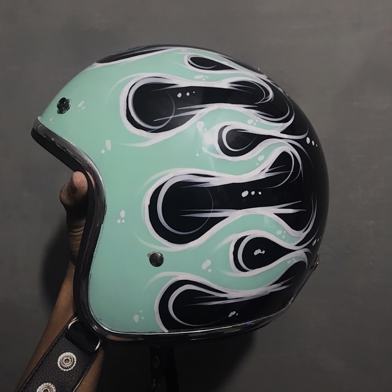 Helm Custom Riot Flame Mint - Helm custom Chopper bobber